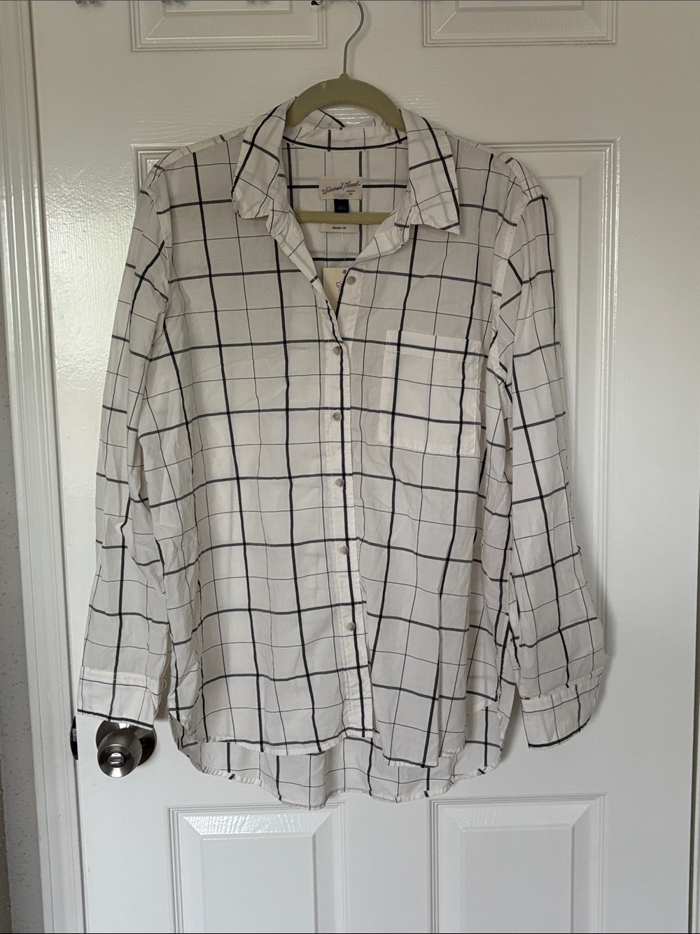 208. Universal Thread Button-Front Cream Plaid Windowpane Check Shirt NEW Large